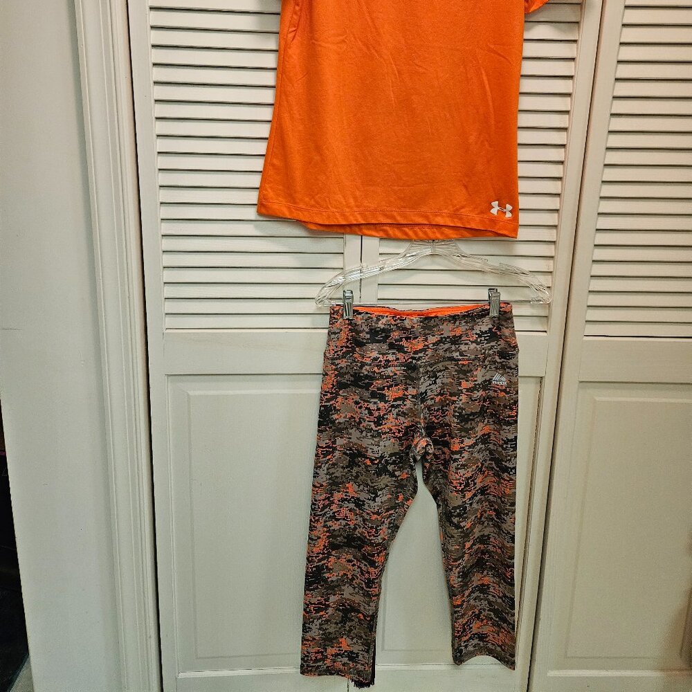 Ladies athletic workout capri pant